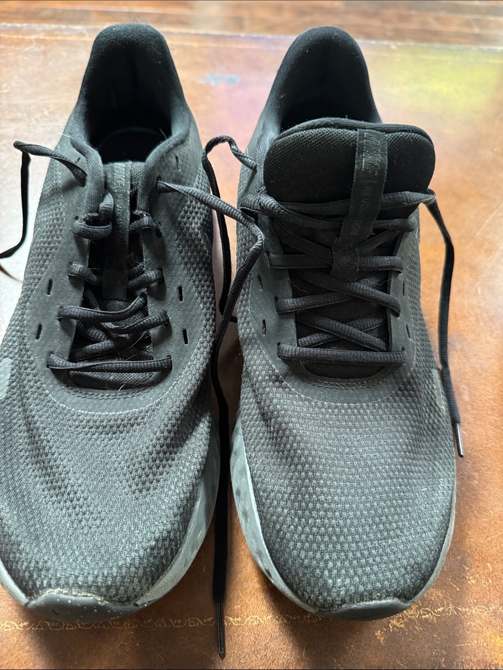 Nike Men's Black Athletic Running Sneakers